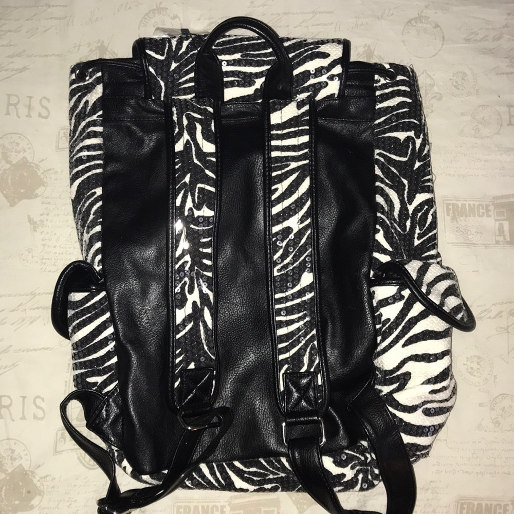 Backpack - Picture 3 of 3